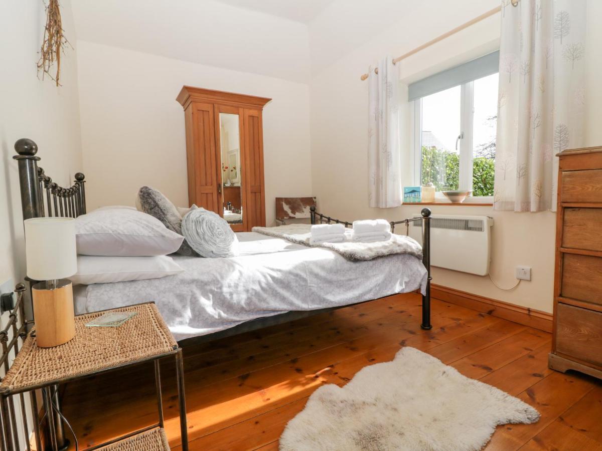 Honeysuckle Cottage Helston Extérieur photo